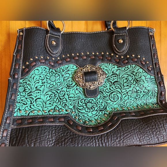 Black and turquoise purse - Picture 3 of 9